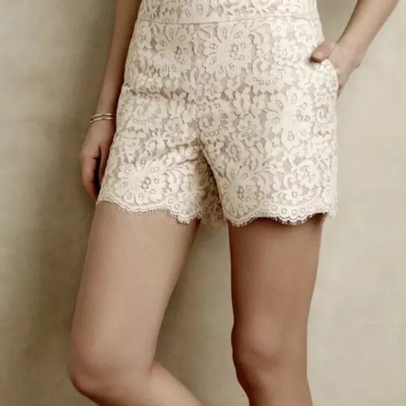 Anthropologie CARTONNIER Scalloped Hem Lace Shorts Size 10 - Picture 4 of 11